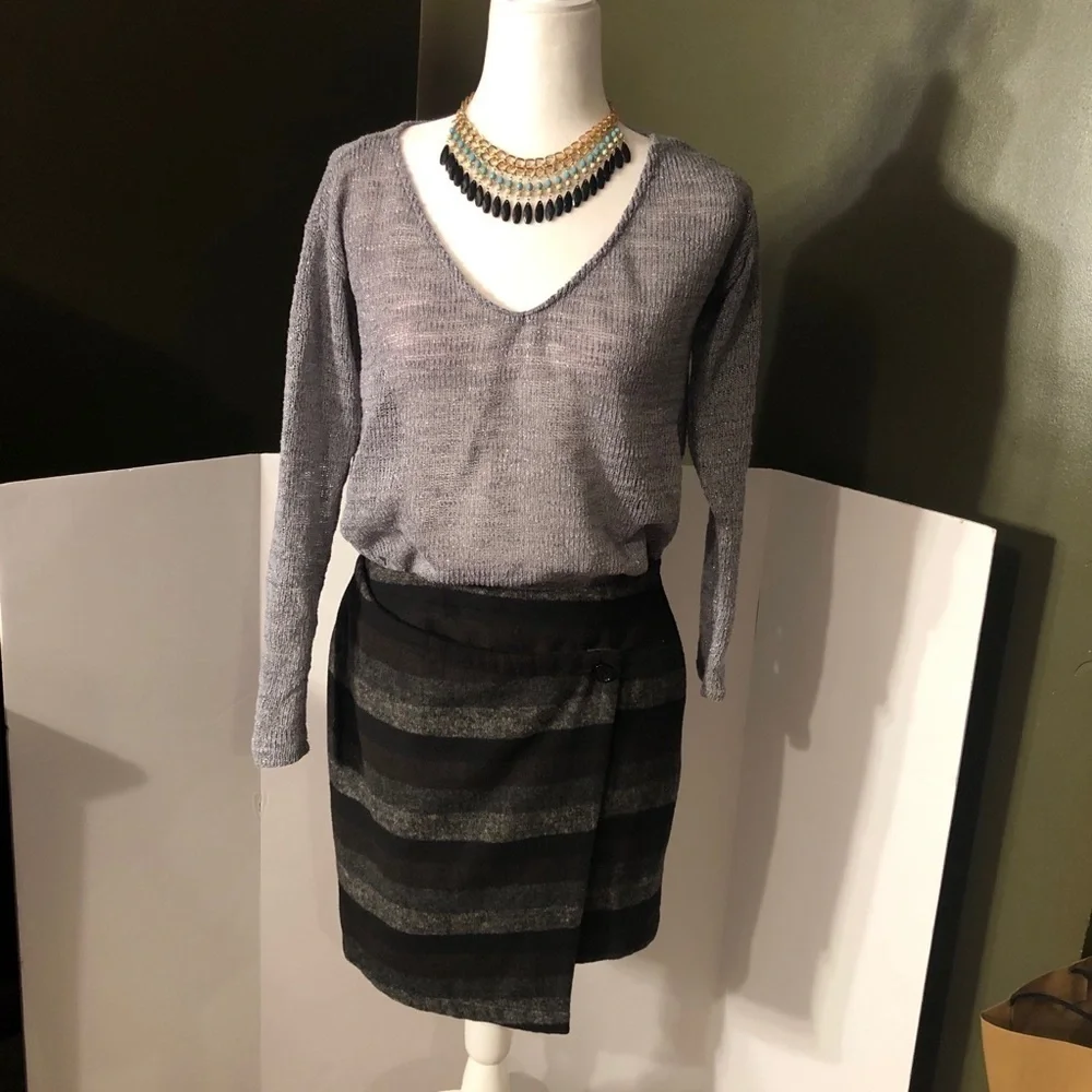 Tulle Faux Wrap Gray/Black Mini Skirt Size M NWT